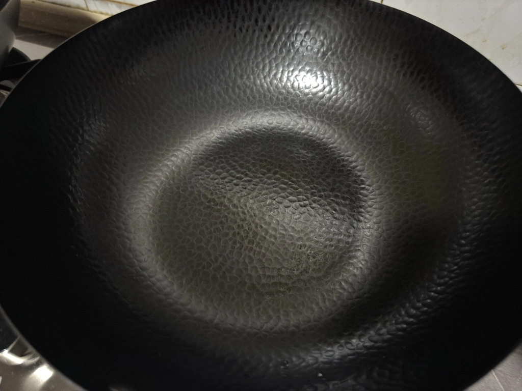 张小泉精铁旋压无涂层炒锅32cm C30650100到手开箱