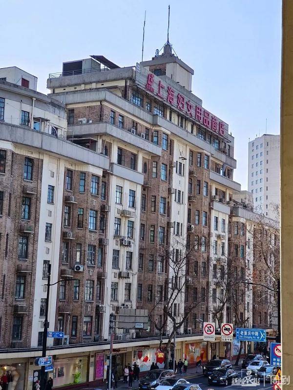 图片[4] - 最后一周！淮海路上曾经的“潮店”即将闭店，老客人回来“扫货”……未来，市民期待→ - 万事屋