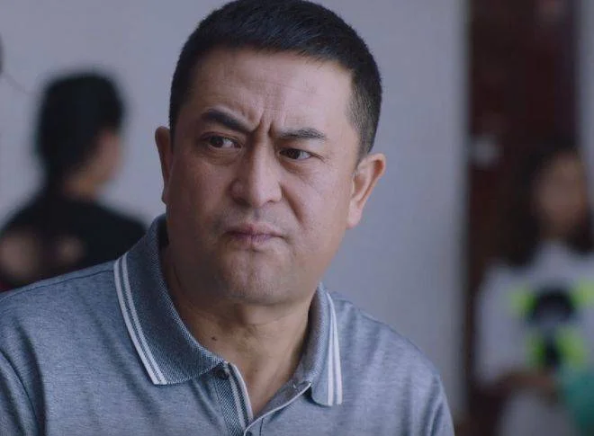 男演员张嘉益（张嘉译）的戏路越来越窄了-1