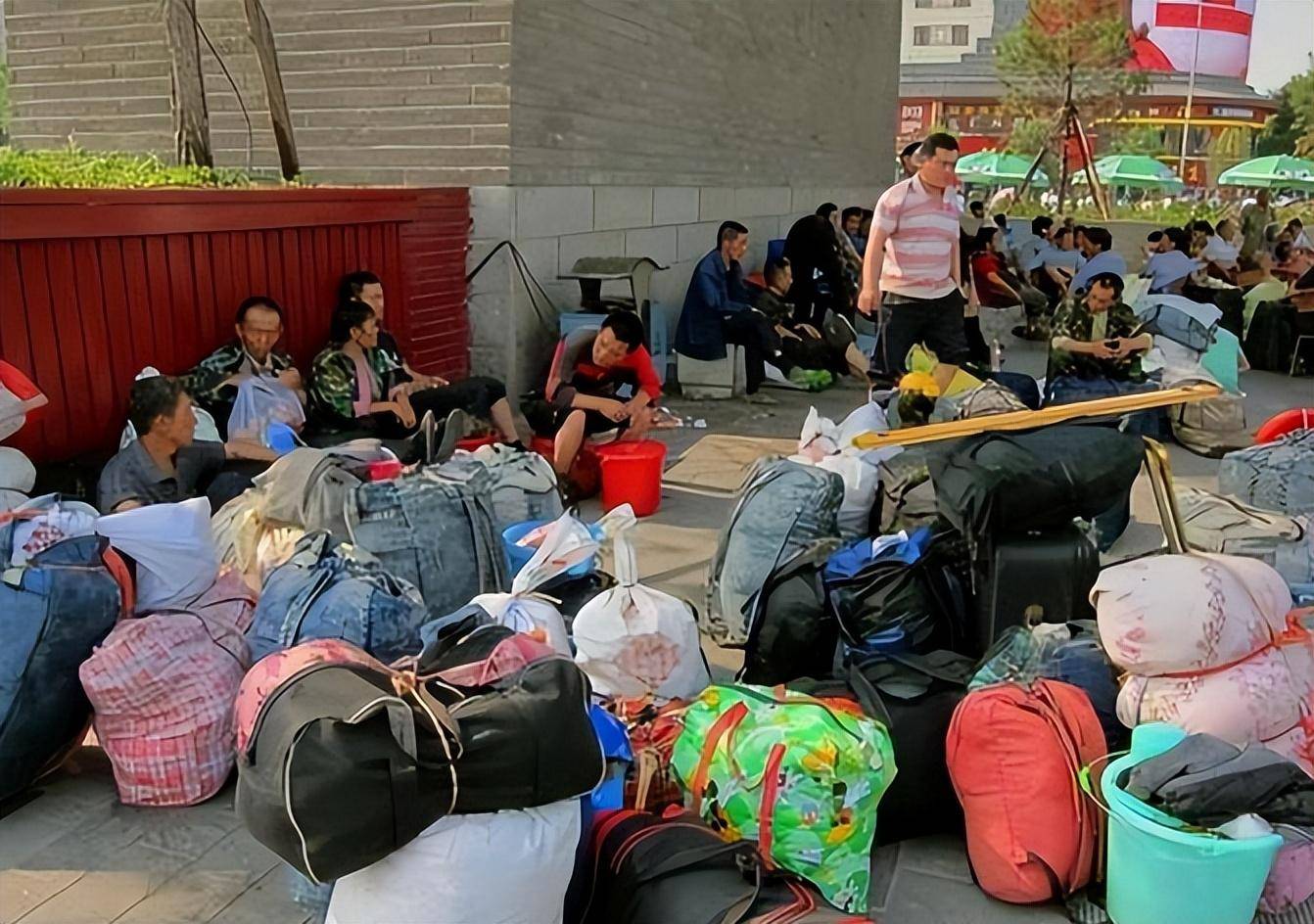 图片[17] - 【转载】遭人们抵制的“安徽补漏帮”，没生意还全国乱窜，背后有啥猫腻？ - 万事屋