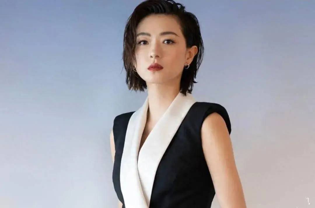 万茜，才华横溢的影视歌多栖女星，对艺术执着追求，持续闪耀 - 美图银魂 - 娱乐腐坏生活 - 万事屋 | 生活·动漫·娱乐综合社区-银魂同好聚集地