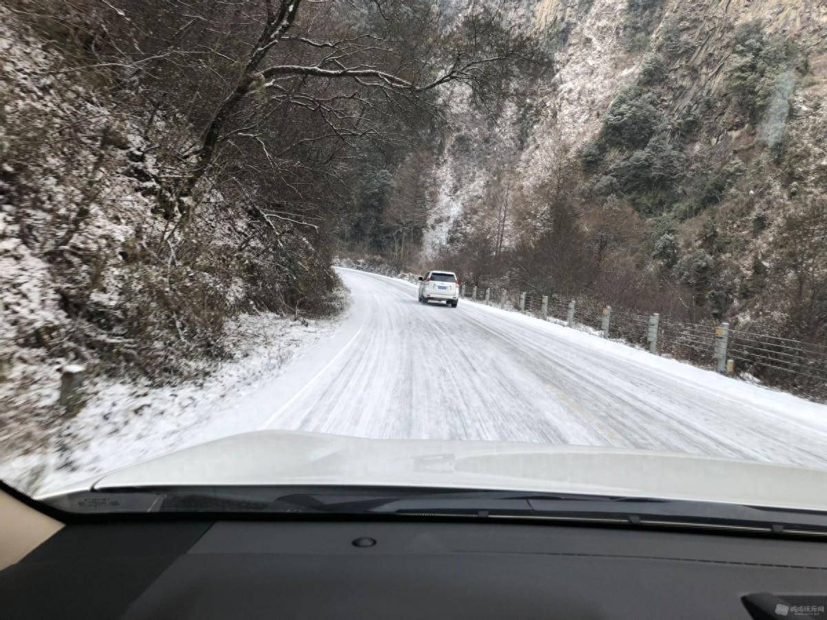 网友吐槽大雪来临,才发现电动车最大的问题,不是续航-1 网友吐槽大雪来临,才发现电动车最大的问题,不是续航-1