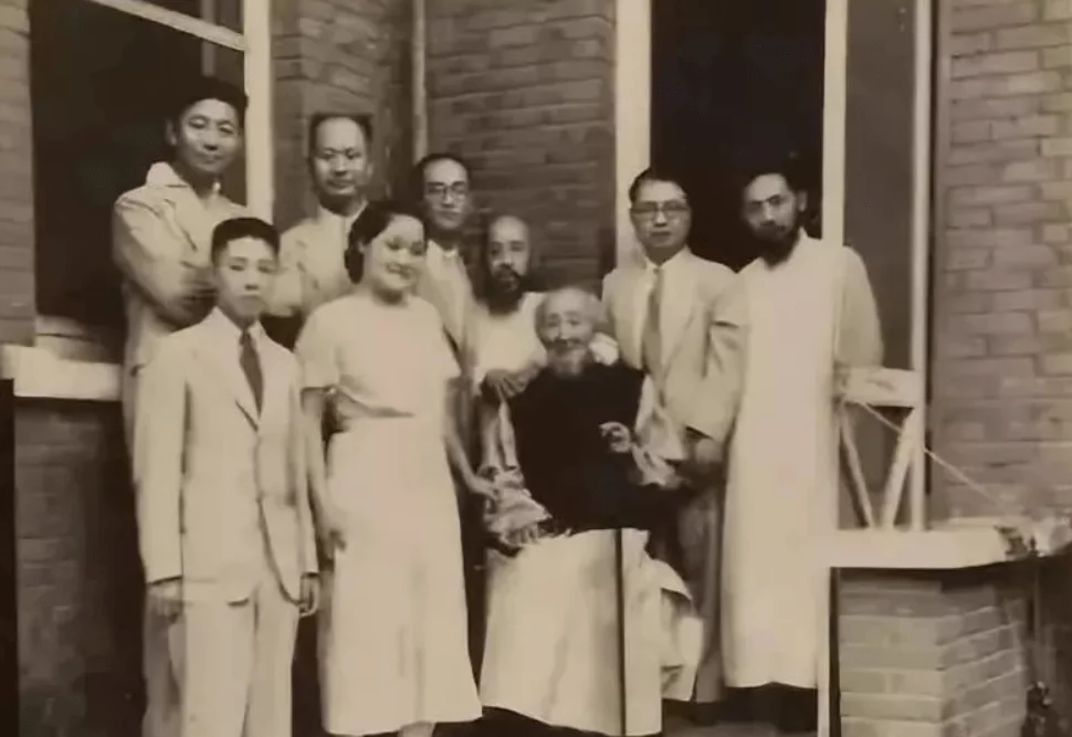 复旦创始人:我是一条狗,吠叫了一百年,也没有把中国叫醒-1 复旦创始人:我是一条狗,吠叫了一百年,也没有把中国叫醒-1