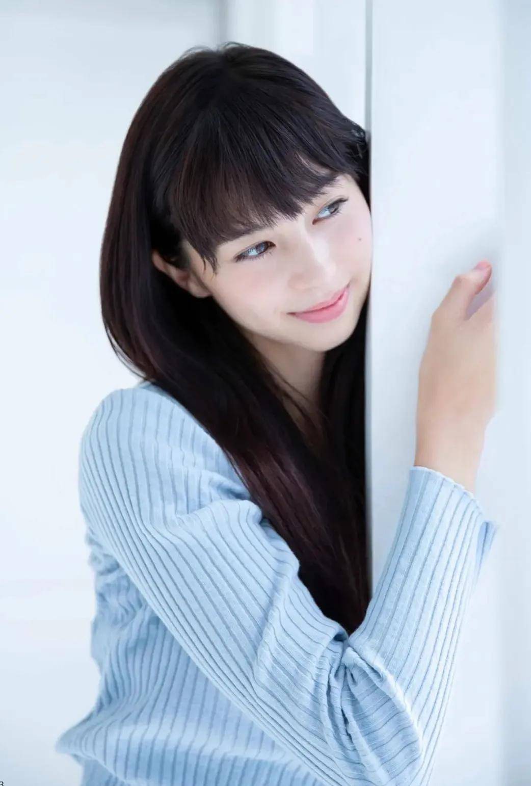 中条彩未美图合集：性感曼妙，靓丽多姿-1