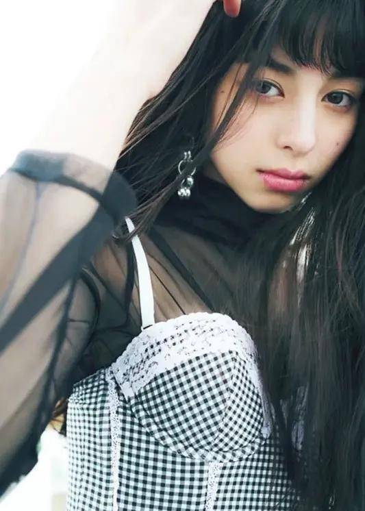 中条彩未美图合集:性感曼妙,靓丽多姿-1 中条彩未美图合集:性感曼妙,靓丽多姿-1