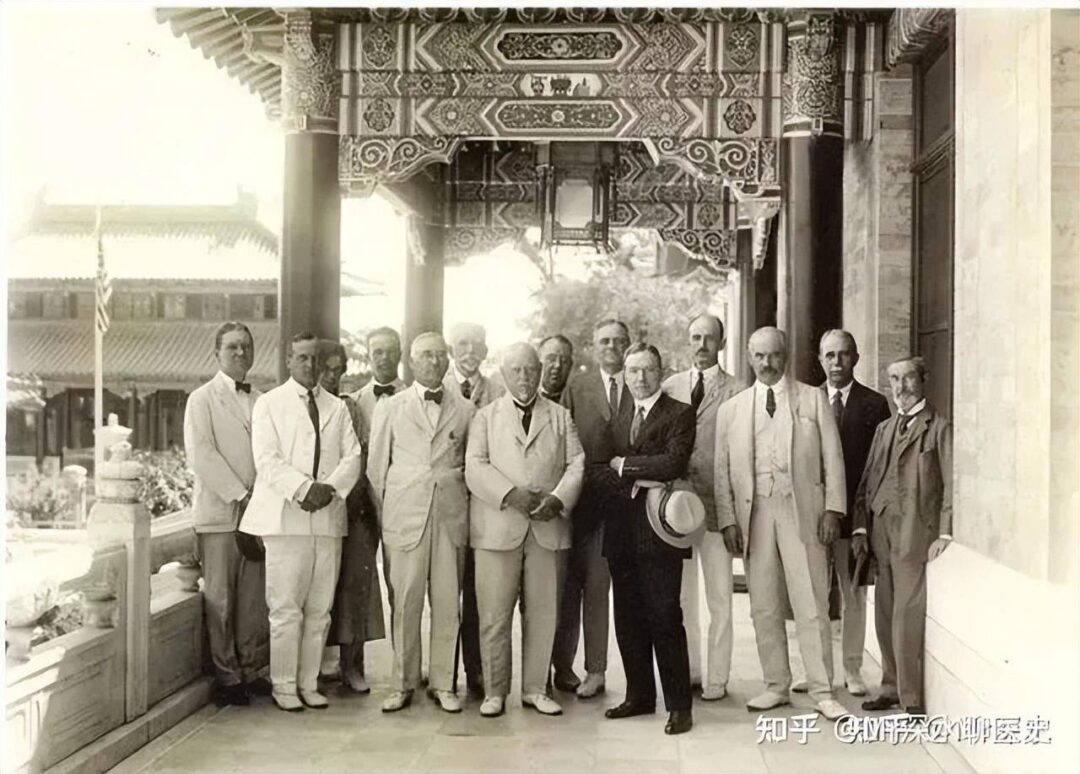 洛克菲勒援建协和医院，真的是为了灭绝中医吗？-1