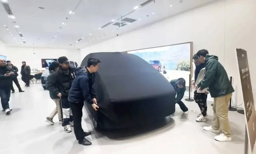 为什么理想MEGA全网都在恶搞?有人认为与该公司之前过于高调有关-1 为什么理想MEGA全网都在恶搞?有人认为与该公司之前过于高调有关-1