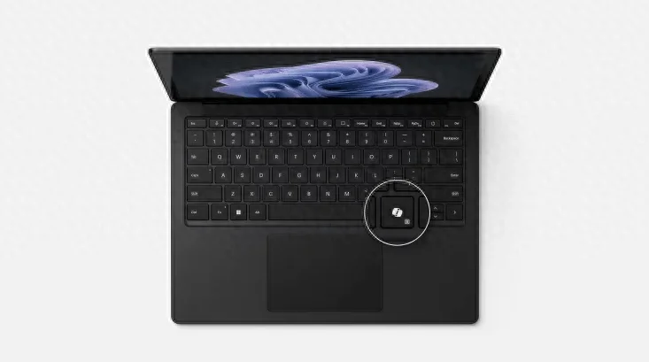微软推出首款配备专用Copilot AI按钮的Surface PC-1