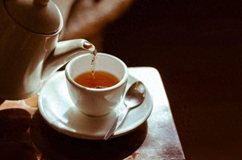研究发现饮用茶叶可以让唾液中的SARS-CoV-2病毒失活多达99.9% - 万事屋 - 万事屋