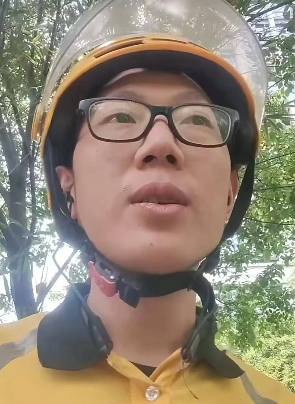 网友吐槽:央视感动中国出炉,却惨遭网友集体不买账:十个人没一个感动我!-1 网友吐槽:央视感动中国出炉,却惨遭网友集体不买账:十个人没一个感动我!-1