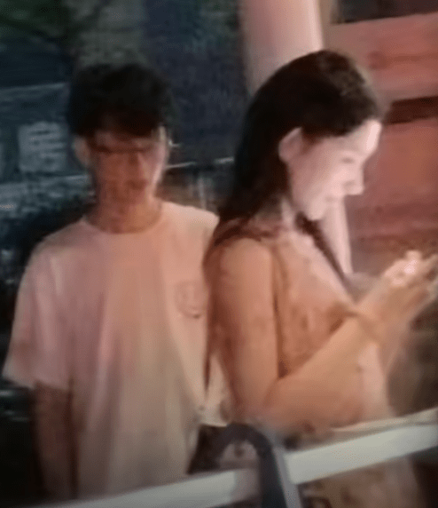 演唱会上对薛之谦撒谎的女网红“底裤”都快被扒光了-1