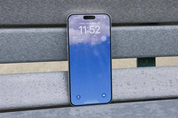 iPhone 16高清大图出炉：“灵动岛版”iPhone X - Apple银魂 - 科技改变生活 - 万事屋 | 生活·动漫·娱乐综合社区-银魂同好聚集地