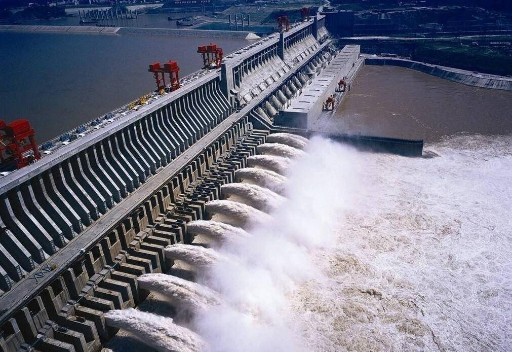 有网友问:水泥寿命只有50年,时限到了房子会倒塌吗?三峡大坝又怎么办?-1 有网友问:水泥寿命只有50年,时限到了房子会倒塌吗?三峡大坝又怎么办?-1