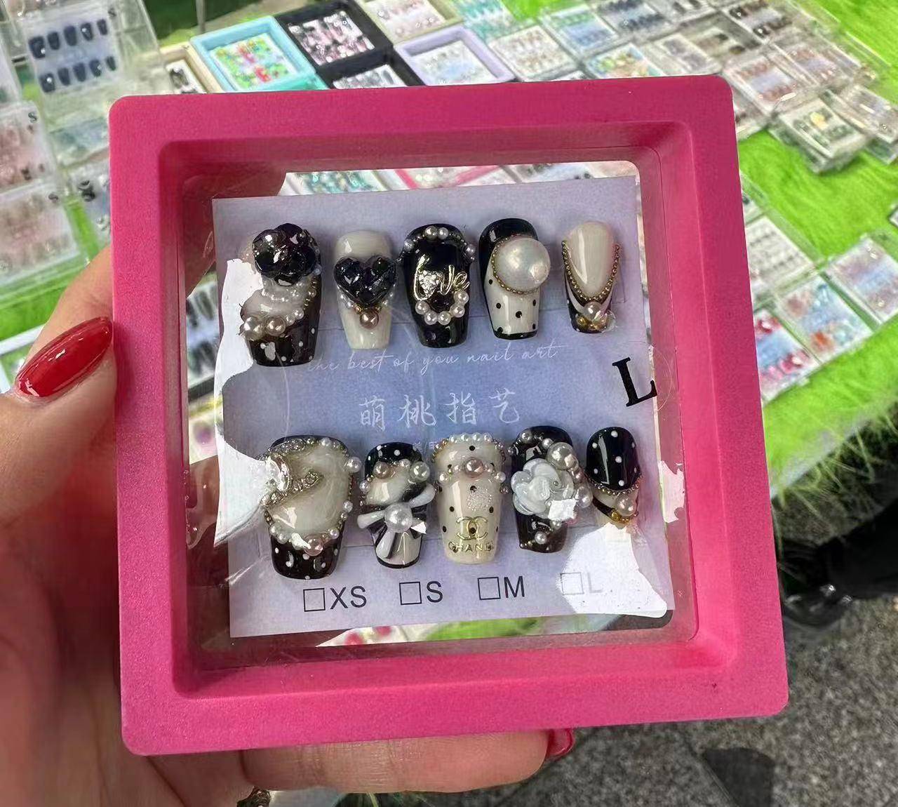 图片[8] - 苏北县城盯上10平方厘米的生意：成本不过10块，有人靠它换豪车赚百万 - 万事屋
