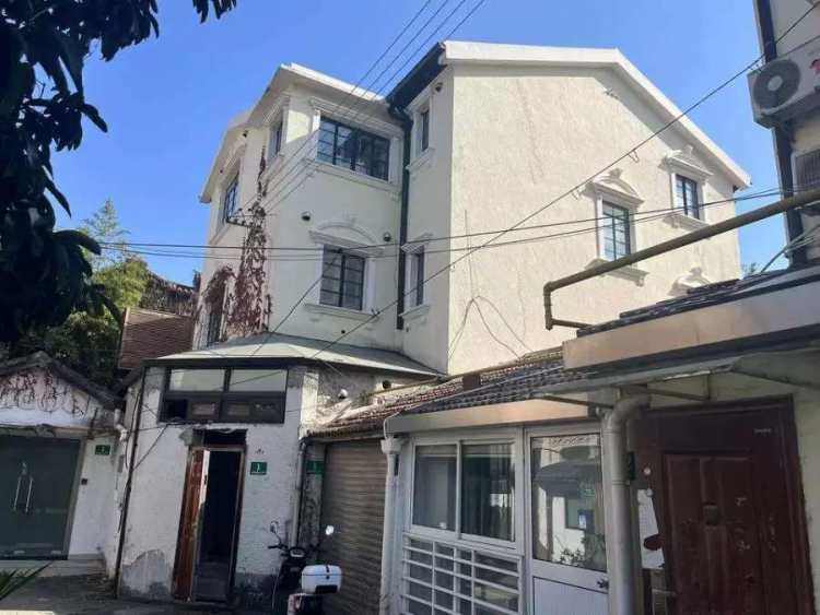 图片[3] - 仅有7019万元！上海“老洋房”懿园一别墅低于评估价拍出 - 万事屋