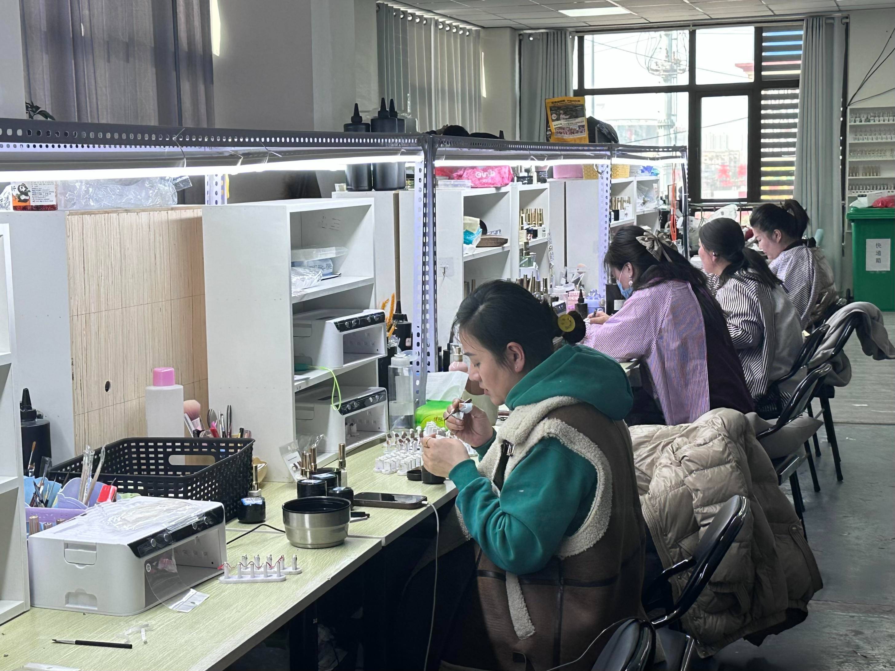 图片[4] - 苏北县城盯上10平方厘米的生意：成本不过10块，有人靠它换豪车赚百万 - 万事屋