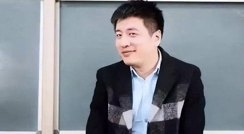 图片[28] - 张雪峰事件发酵，深夜发文暗示处境危险，他究竟碰了谁的利益？ - 万事屋