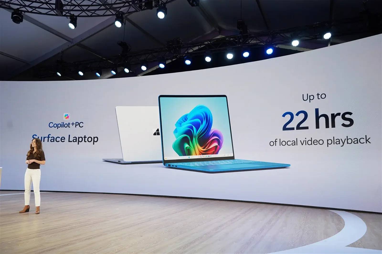 图片[2] - 微软宣布推出搭载Arm处理器的Surface笔记本电脑 - 万事屋