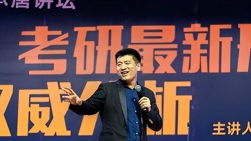 图片[4] - 张雪峰事件发酵，深夜发文暗示处境危险，他究竟碰了谁的利益？ - 万事屋