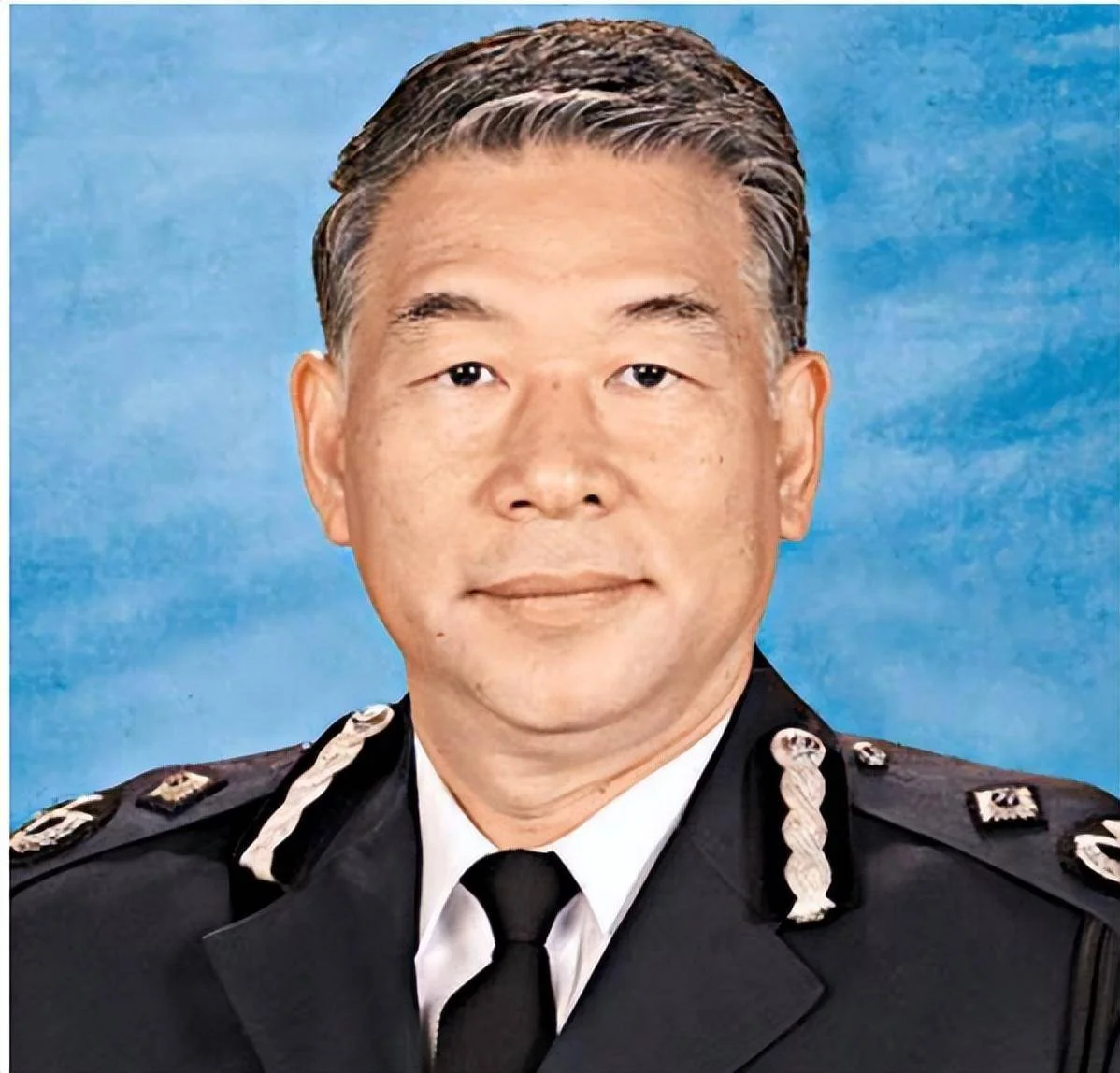 图片[10] - 表面是艺人，实际上家世显赫的5位明星，个个背景强硬没人敢惹 - 万事屋 | 生活·动漫·娱乐综合社区-银魂同好聚集地