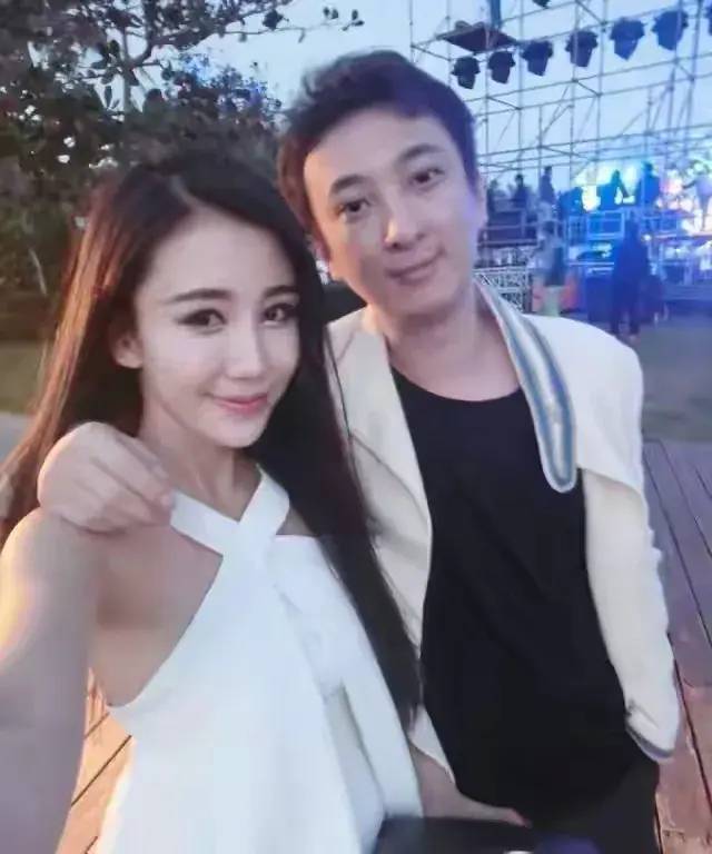 图片[14] - 王思聪官宣分手上热搜！他不愿结婚可以有孩子，富豪父亲有纠结 - 万事屋