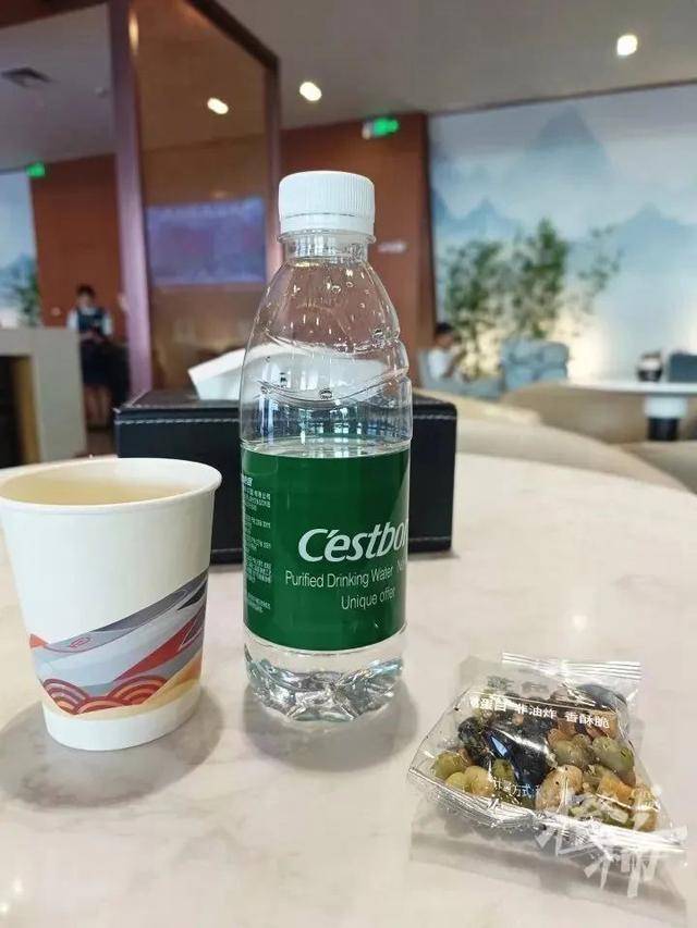 图片[6] - 29元坐高铁商务座免费吃40元盒饭？12306：确有此事 - 万事屋