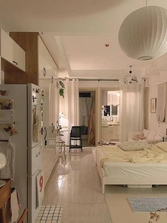 一位37岁的上海姑娘买了一套18㎡的屋子与爱猫为伴，享受独居的快乐人生 - 万事屋 | 生活·动漫·娱乐综合社区-银魂同好聚集地