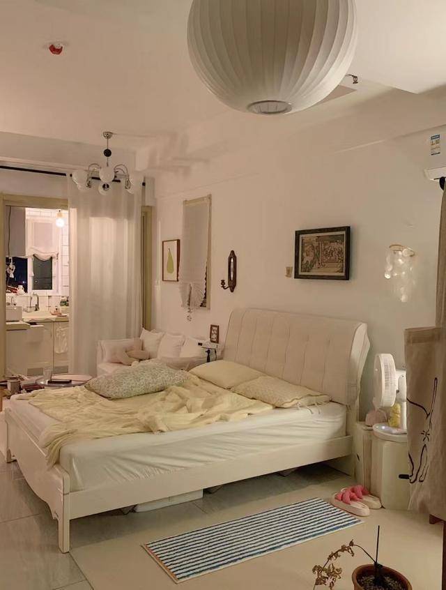 一位37岁的上海姑娘买了一套18㎡的屋子与爱猫为伴，享受独居的快乐人生 - 万事屋 | 生活·动漫·娱乐综合社区-银魂同好聚集地