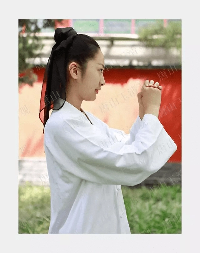 转个道教礼仪,在道观如何作揖?如何上香?如何跪拜?详细图解!-1 转个道教礼仪,在道观如何作揖?如何上香?如何跪拜?详细图解!-1