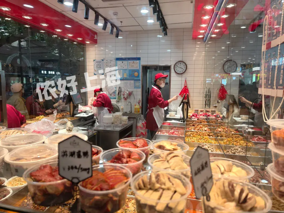 【转载】徐家汇“食品大王”升级回归!二楼变身“美食列车”,三楼穿越老上海!一楼还有这些新店