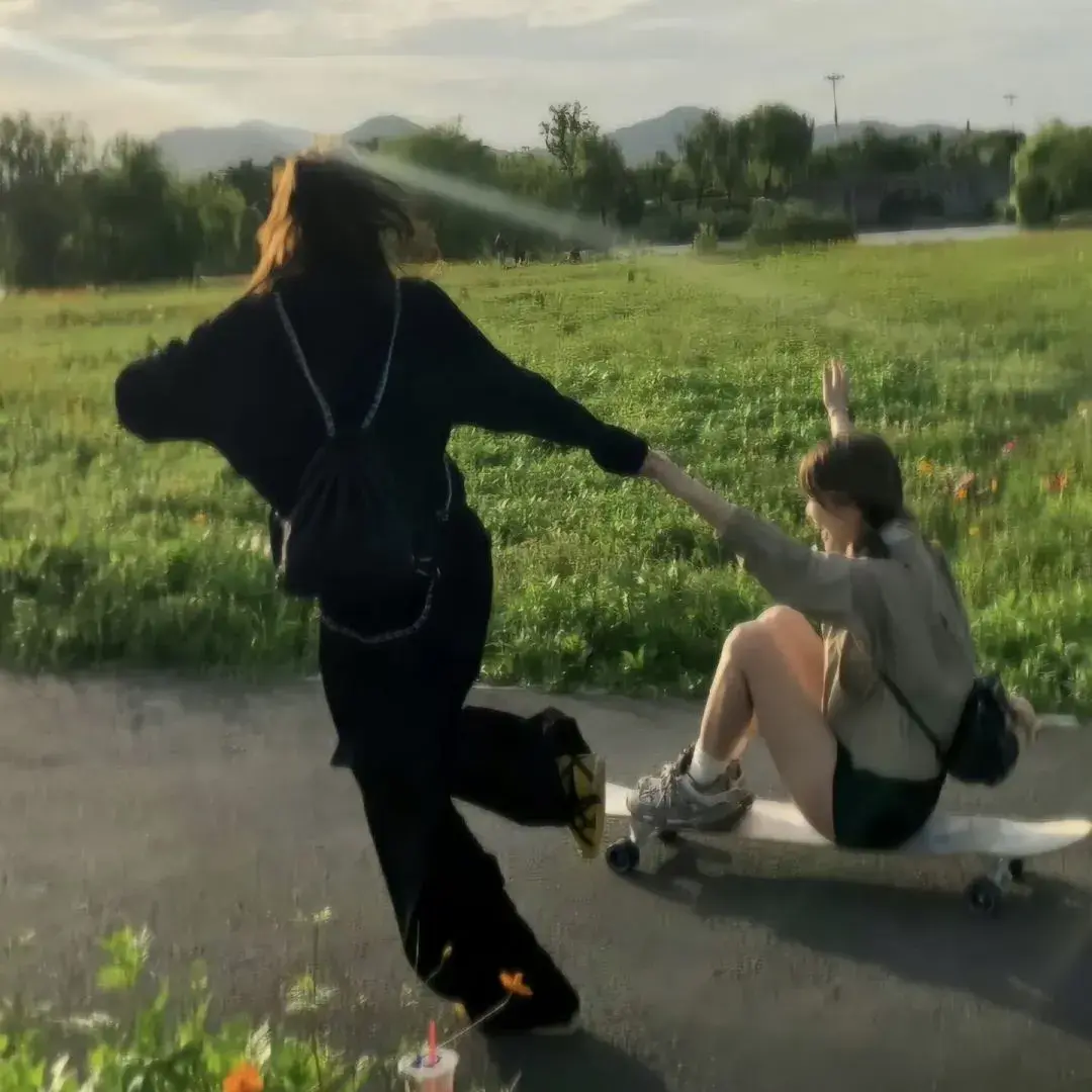 出去玩发的朋友圈，仅半句就封神