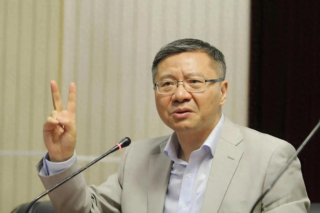 转一篇网友吐槽:解构张维为,被禁半周年纪念
