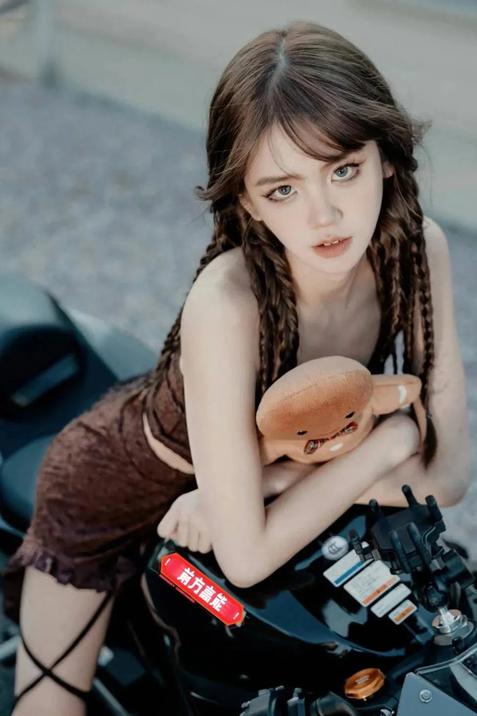 曾经纯洁形象的日本女孩 —— 井川里予