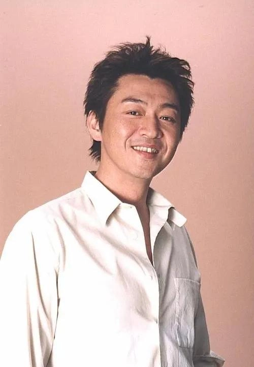 吴倩莲在旅途上捡到一个老公,结婚15年零绯闻