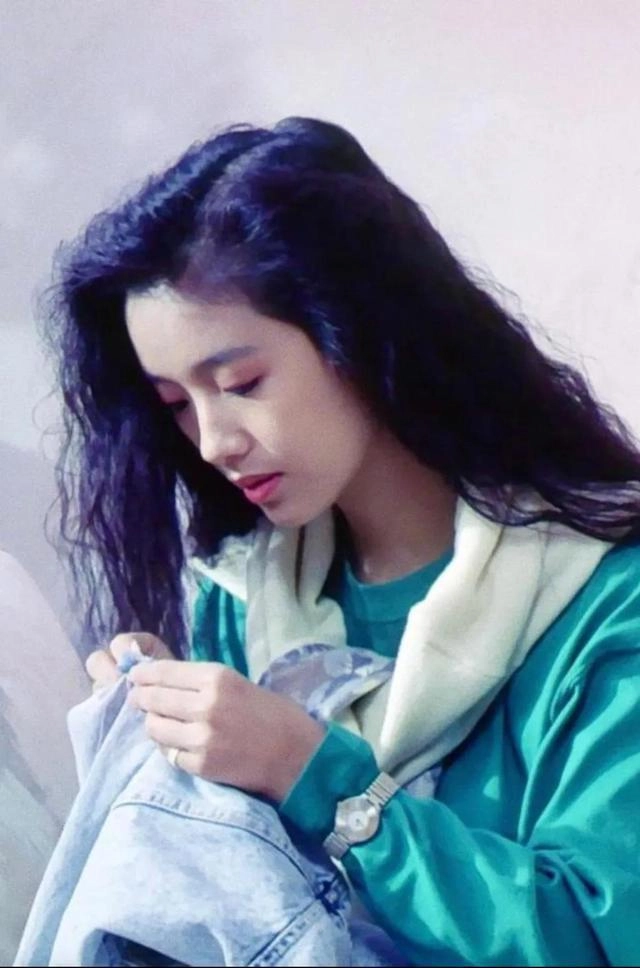 吴倩莲的十五张精美照片