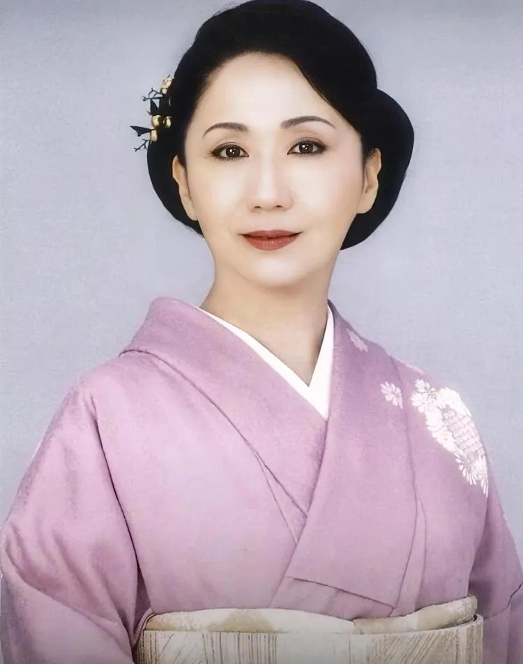 日本昭和年代的十位日本美人女星,每一位都有独特的风采和韵味!