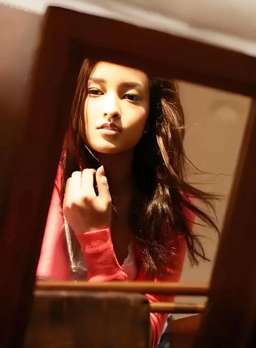 满满女人味的日本混血女星黑木明纱，演技出众颜值高！