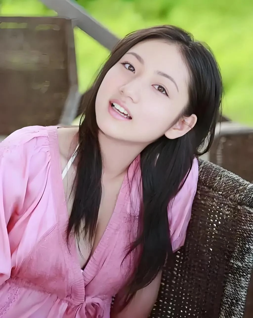 日本美少女入江纱绫，年少成名，因太成熟惹争议 - 万事屋 | 生活·动漫·娱乐综合社区-银魂同好聚集地