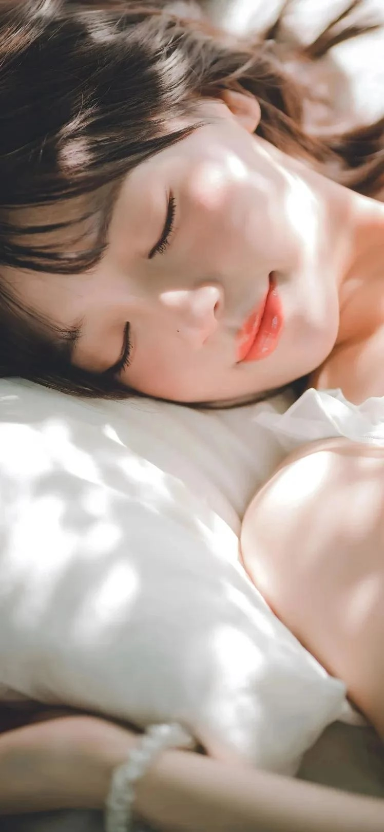 网友分享的青春靓丽学妹手机壁纸