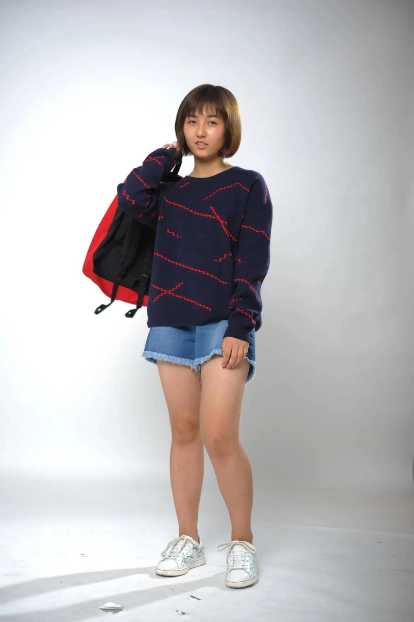 张子枫素颜无美颜无滤镜的样子