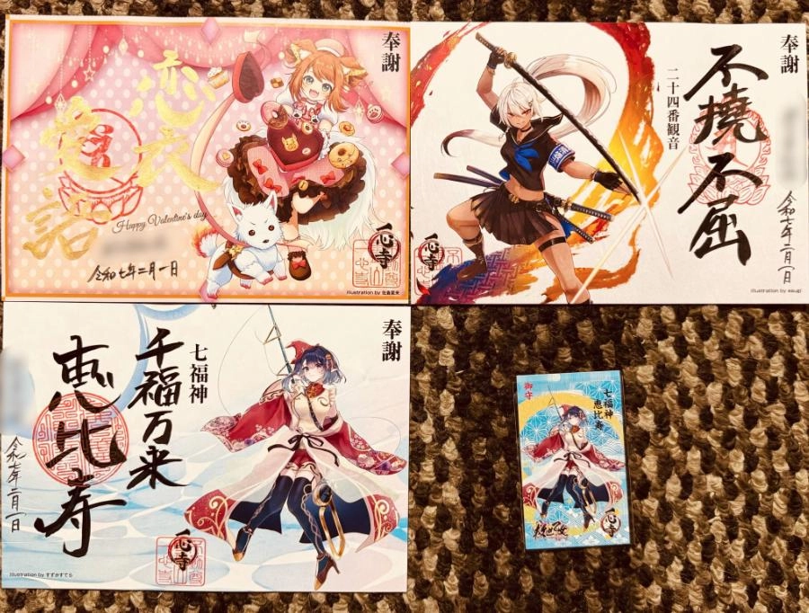 日本寺庙里的主持和尚,画二次元菩萨,参加同人漫展