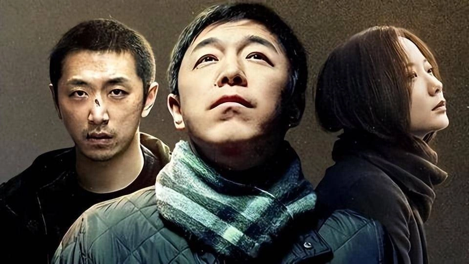 白客，为五险一金当了演员，凭实力挤进窝囊赛道，女友小他12岁