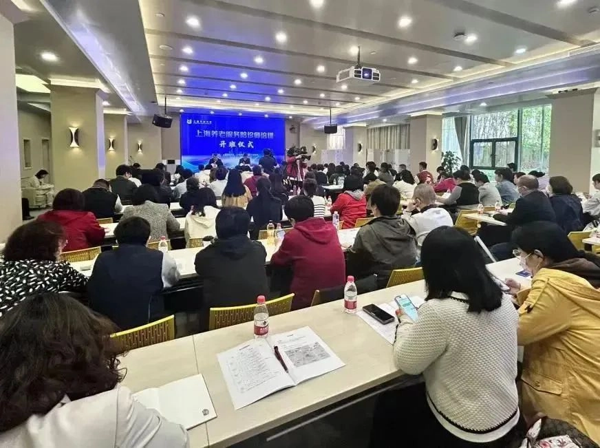 需求突然暴涨！上海已开始试点，280元四小时最受欢迎，随申办上约的“临时儿女”，响应速度超快