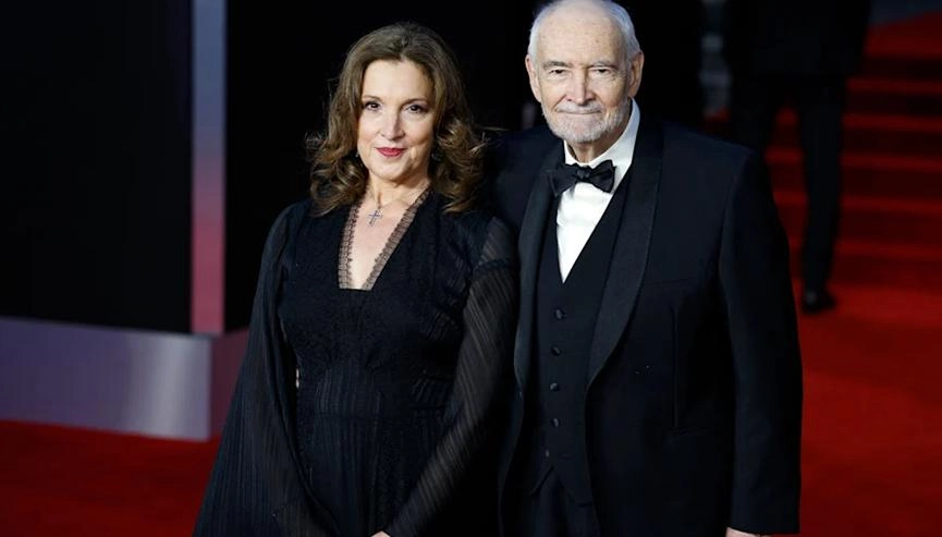 新的邦德幕后掌舵人已确定:哈利・波特要拯救 007 了