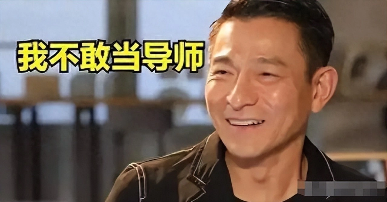 网友吐槽：恬不知耻！一首代表作都没有，却能当乐坛顶流，这些小丑真不害臊