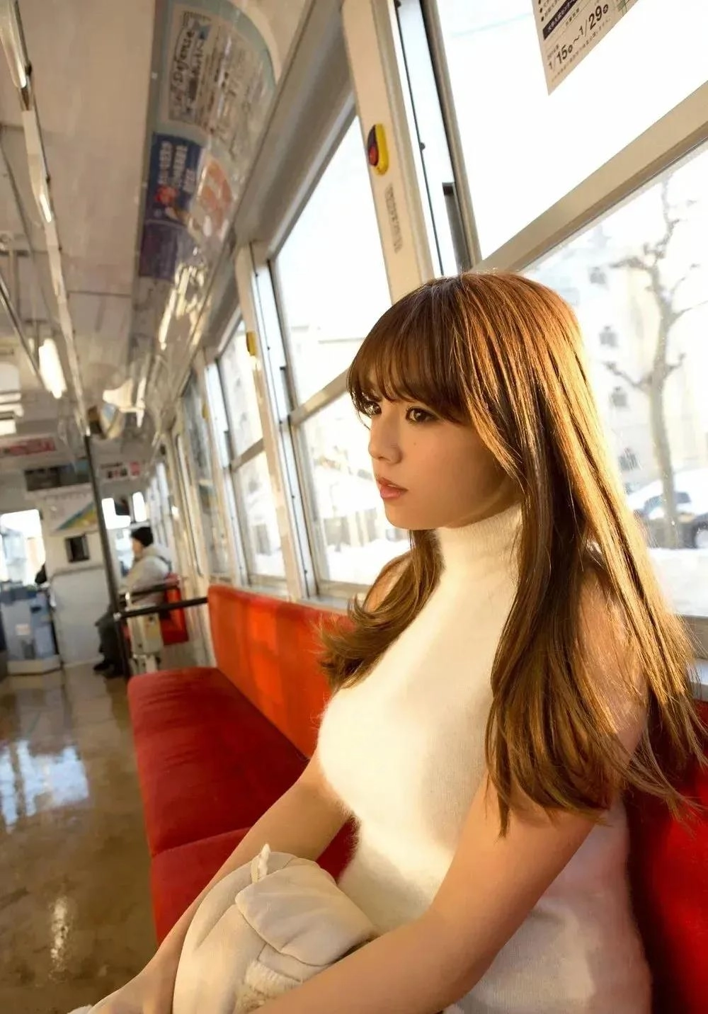 筱崎爱几张美图