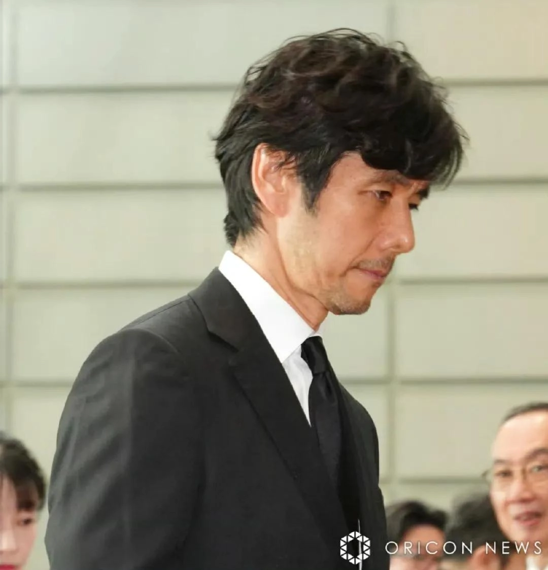 中山美穗追悼会,妹妹中山忍很美,丰川悦司认不出,金材昱也来了