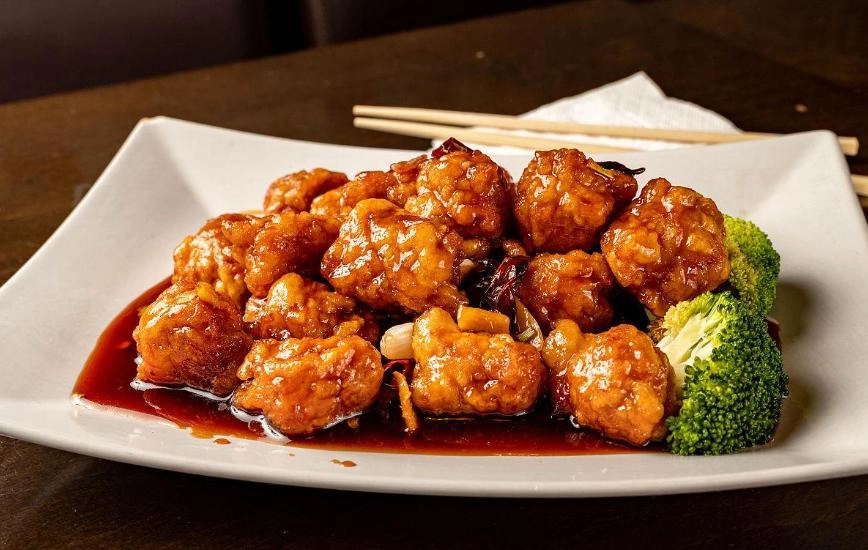 年赚数百亿,声称永不进中国,全球最大中餐连锁竟只卖“假中餐”