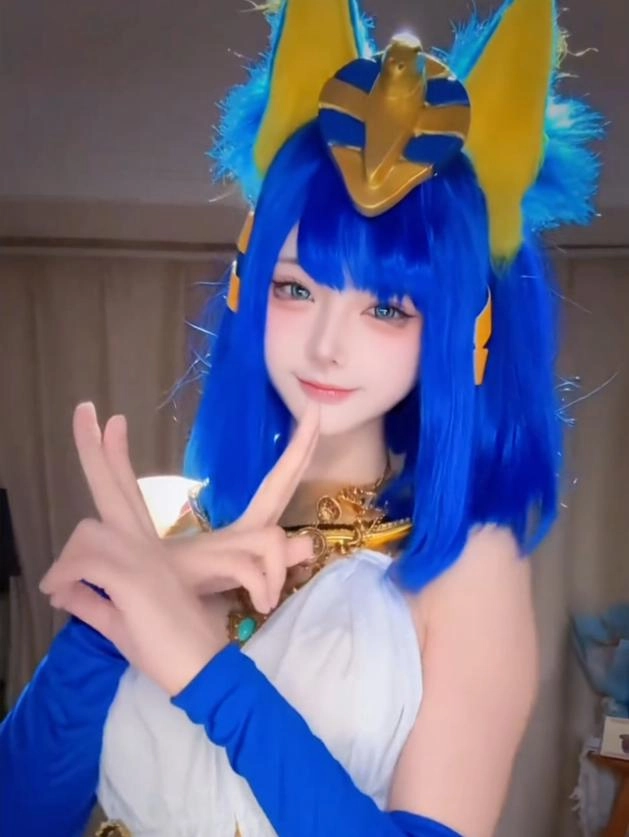 埃及猫原版都被封杀了,如今却在国内被疯狂cos