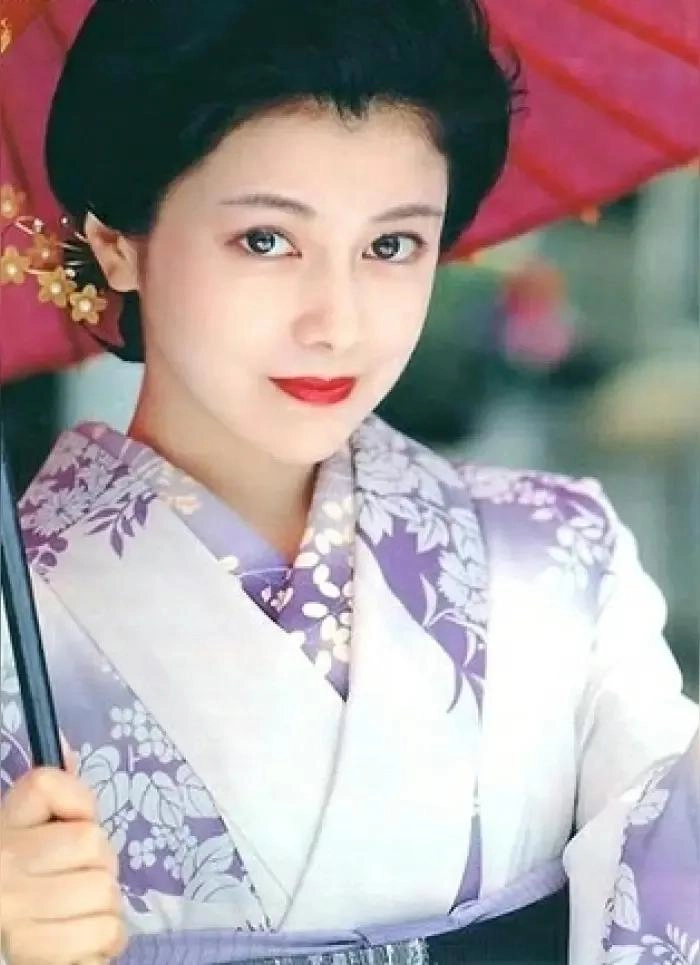 图片[30] - 有网友对12位日本漂亮女星做了排名！山口百惠排第五，前四位都有“第一美人”称号 - 生活银魂 - 大众生活 - 万事屋 | 生活·动漫·娱乐综合社区-银魂同好聚集地